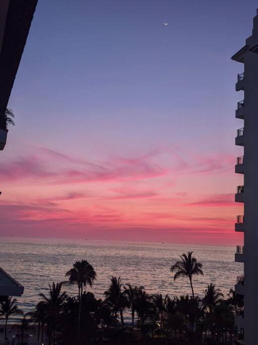 Ocean View Penthouse In P.V. Romantic Zone Puerto Vallarta Exterior foto